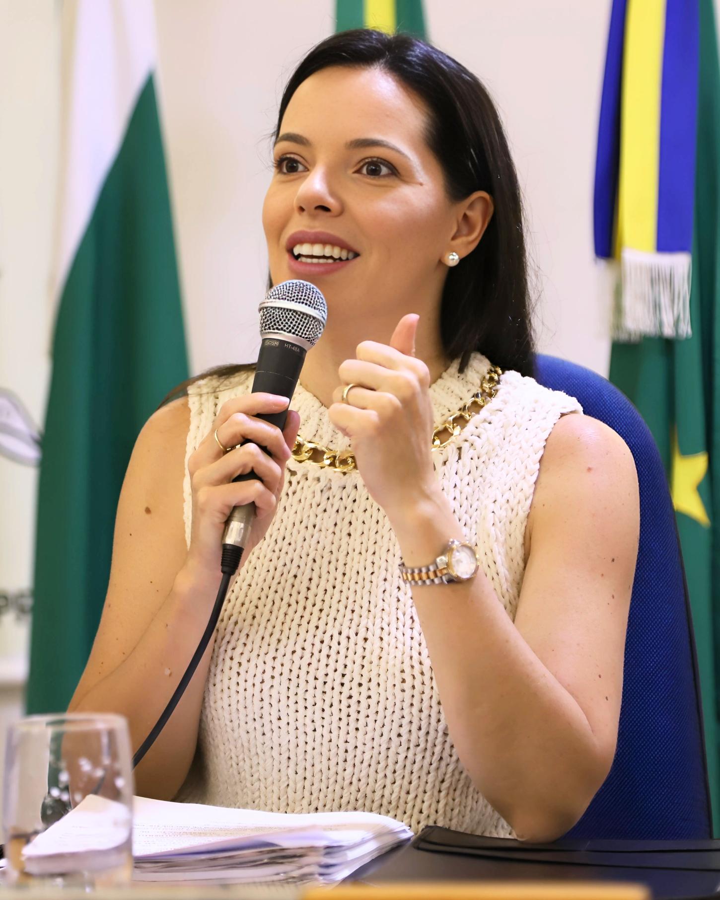 Vice-prefeita Franciane Micheletto é nomeada secretária de Saúde de Assis Chateaubriand