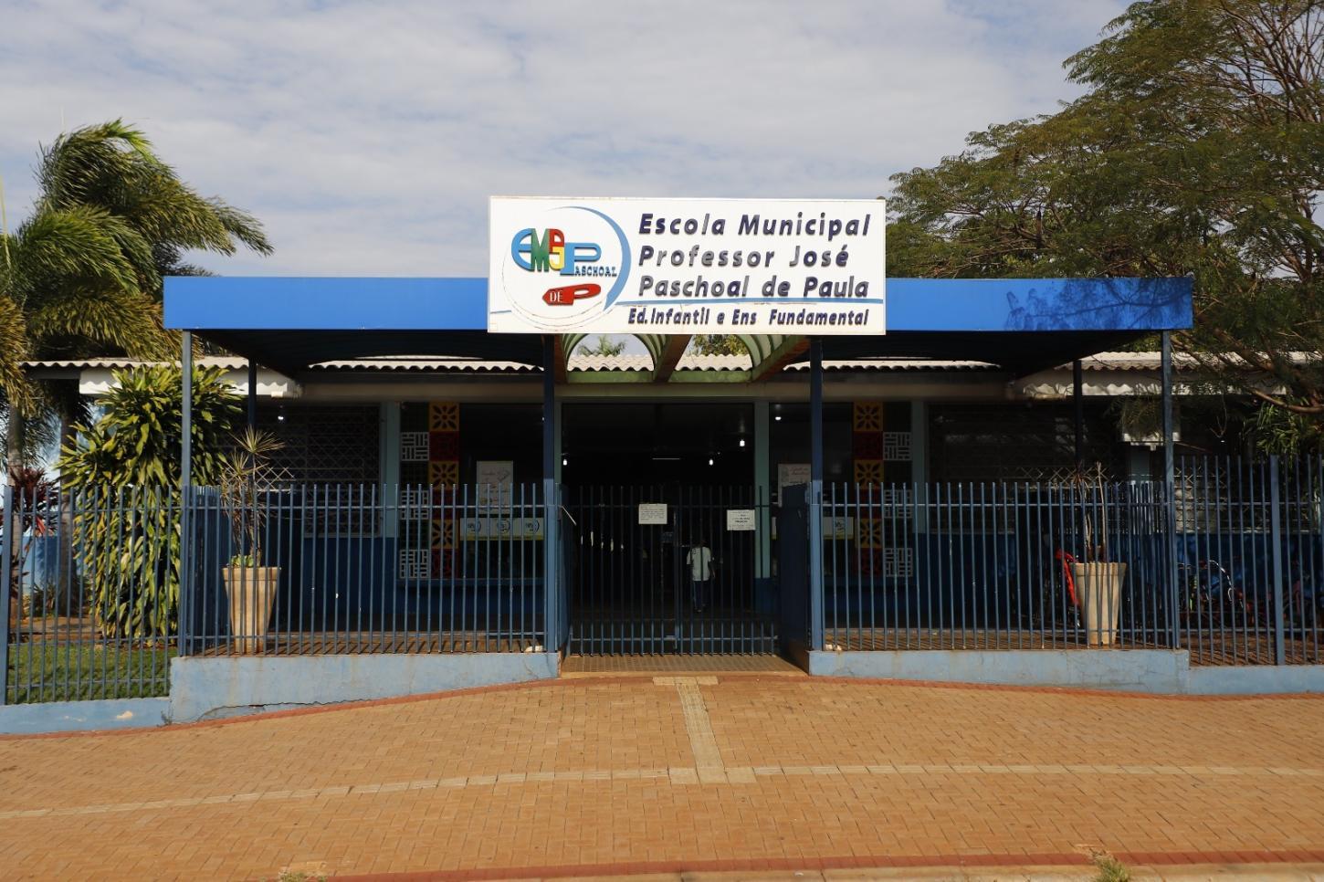 Assis Chateaubriand aprova adesão ao Programa Escola Municipal Cívico-Militar