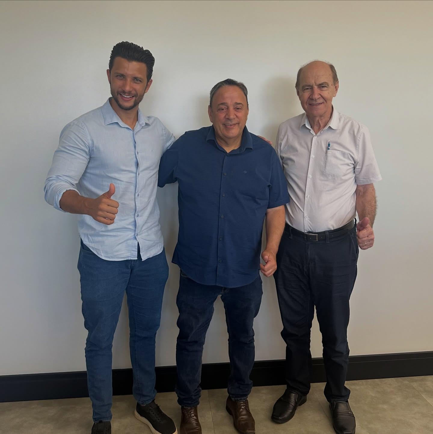 Duas grandes lideranças! Sr. Alfredo Lang Presidente da C.Vale e nosso Deputado @husseinbakrihb!