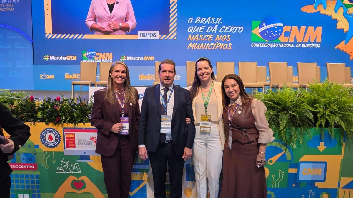 Na abertura da XXVII Marcha a Brasília, CNM e associações estaduais apresentam reivindicações ao vice-presidente Alckmin, à Câmara e ao Senado