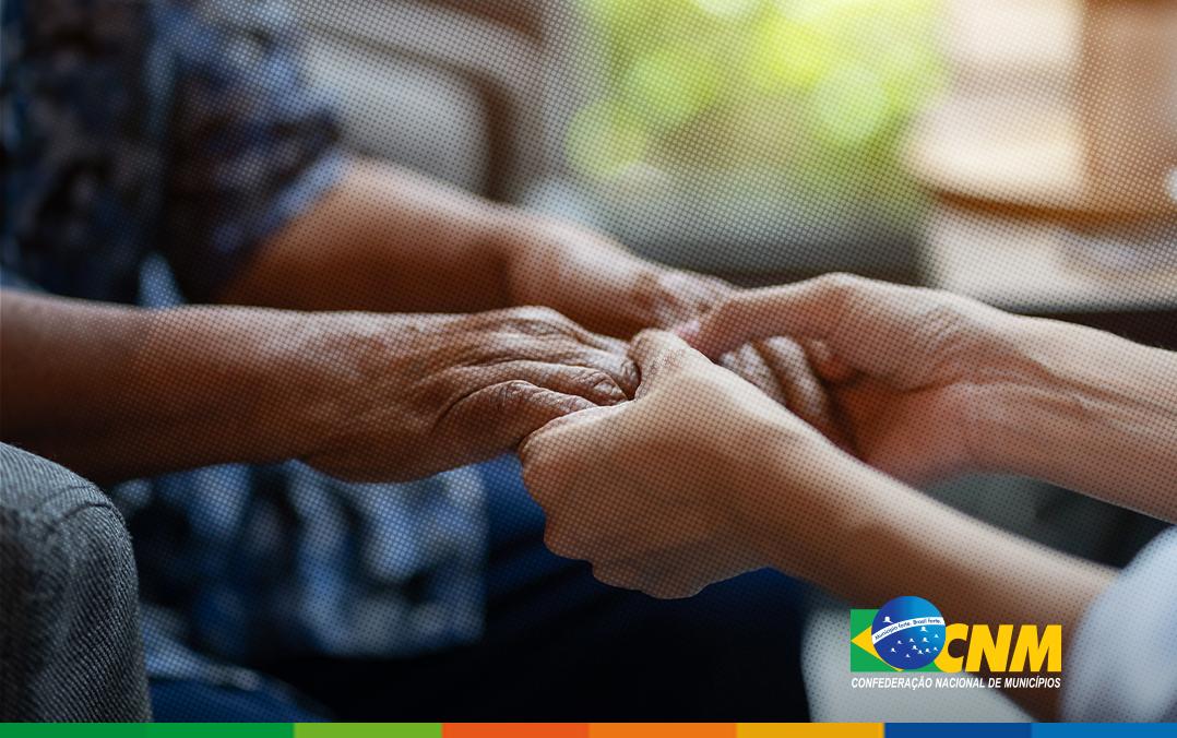 Programa Bolsa Família: Municípios devem orientar famílias sobre desligamento voluntário