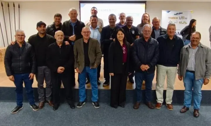 AMP, Itaipu e UTFPR entregam computadores do Projeto Aliança BIM Paraná a municípios da Amepar e da Amuvi