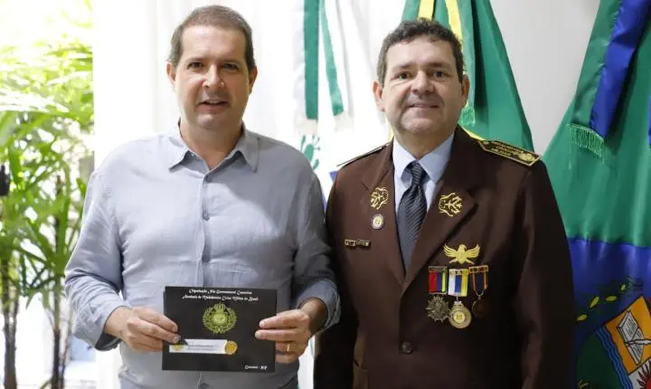 O prefeito de Assis Chateaubriand e presidente da AMP - Associação dos Municípios do Paraná, Marcel Micheletto, foi convidado a participar de um importante evento de condecorações a civis e militares.