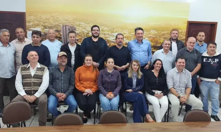 Prefeito e Presidente da AMP, Marcel Micheletto recebe deputado Federal Sérgio Souza 
