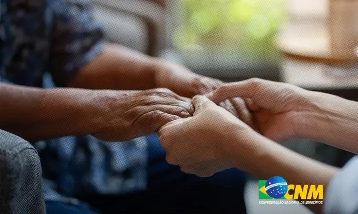 Programa Bolsa Família: Municípios devem orientar famílias sobre desligamento voluntário